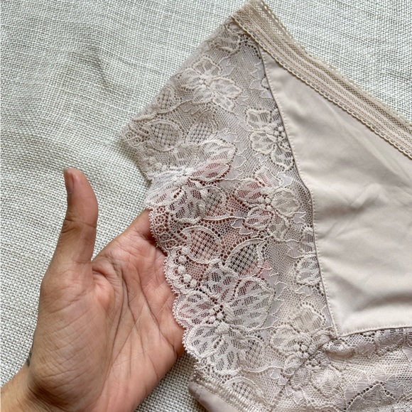 NWOT Marks & Spencer Nude Lace Underwear - Picture 5 of 5